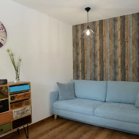 Apartment Seenah